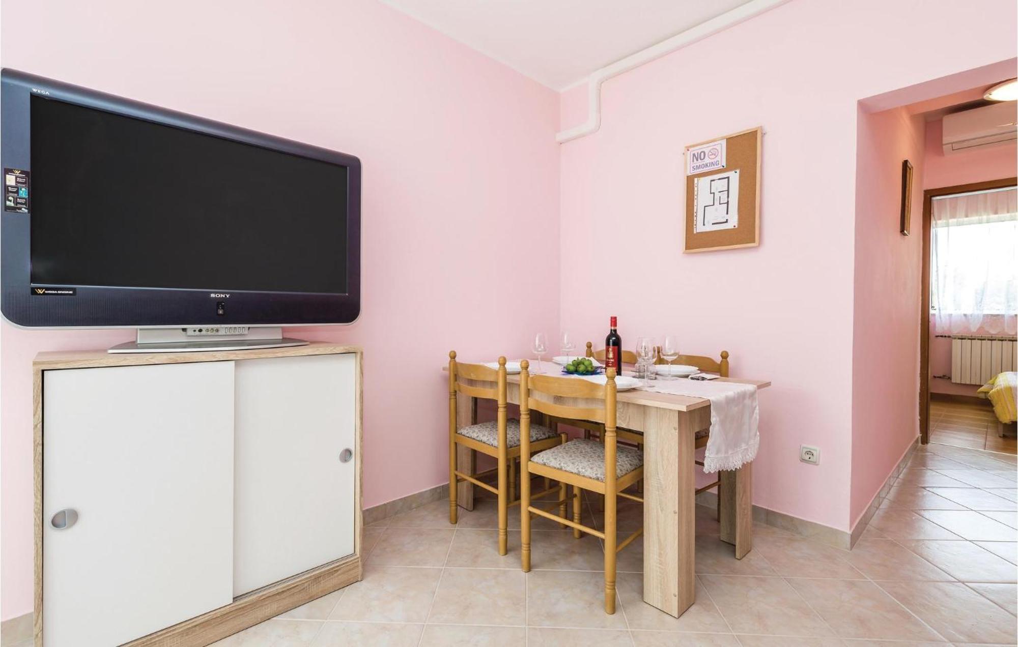 Gorgeous Apartment In Matulji With Kitchen Exteriör bild